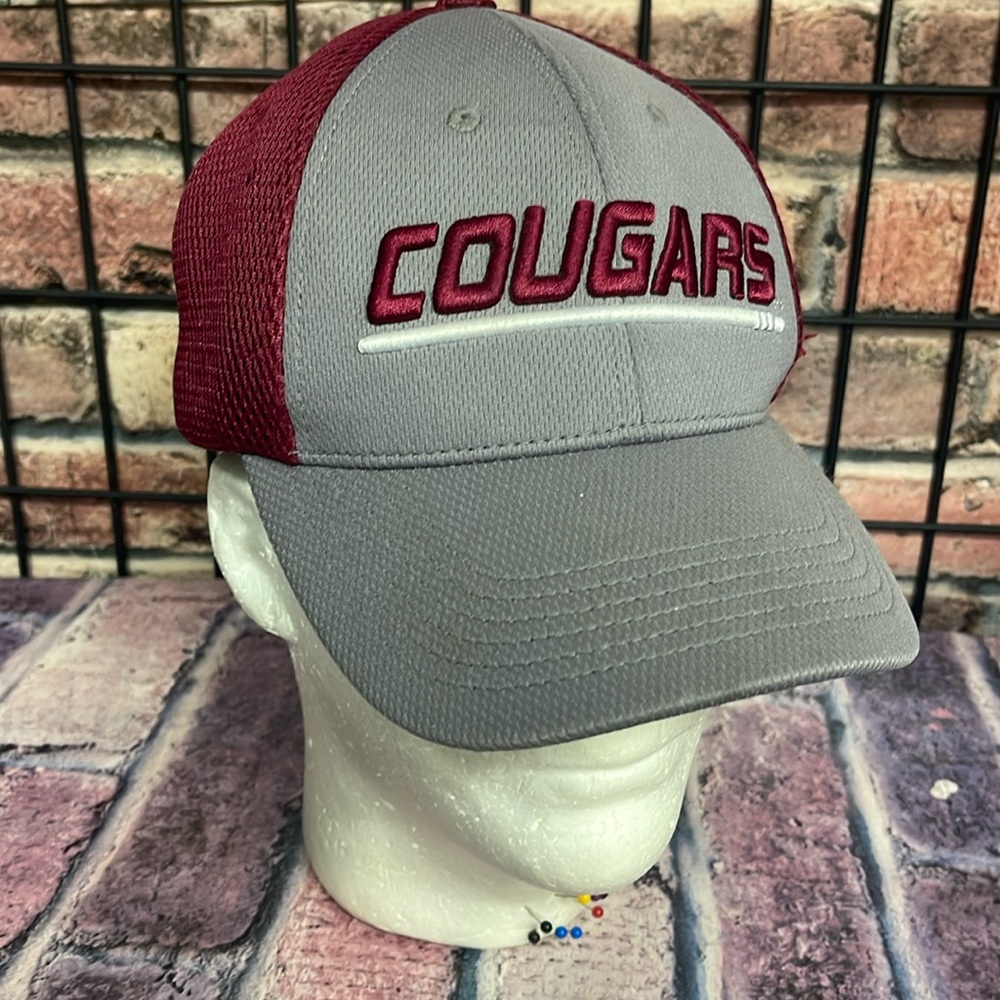 Russell Cougars SnapBack adjustable size men’s hat